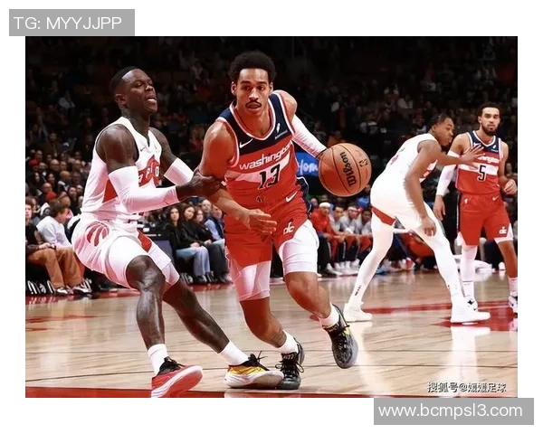 2019年猛龙对阵雄鹿比赛中女记者的精彩表现与职业素养分析 2019年猛龙对阵雄鹿比赛中女记者的精彩表现与职业素养分析