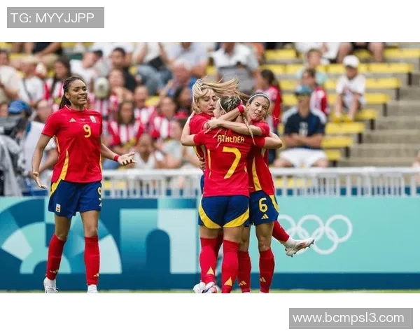 意大利女足与西班牙女足激战正酣谁能在这场巅峰对决中胜出